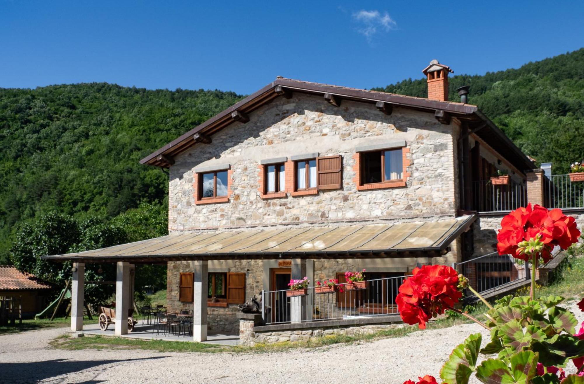 Agriturismo Villaggio Eden Pieve Santo Stefano Bagian luar foto