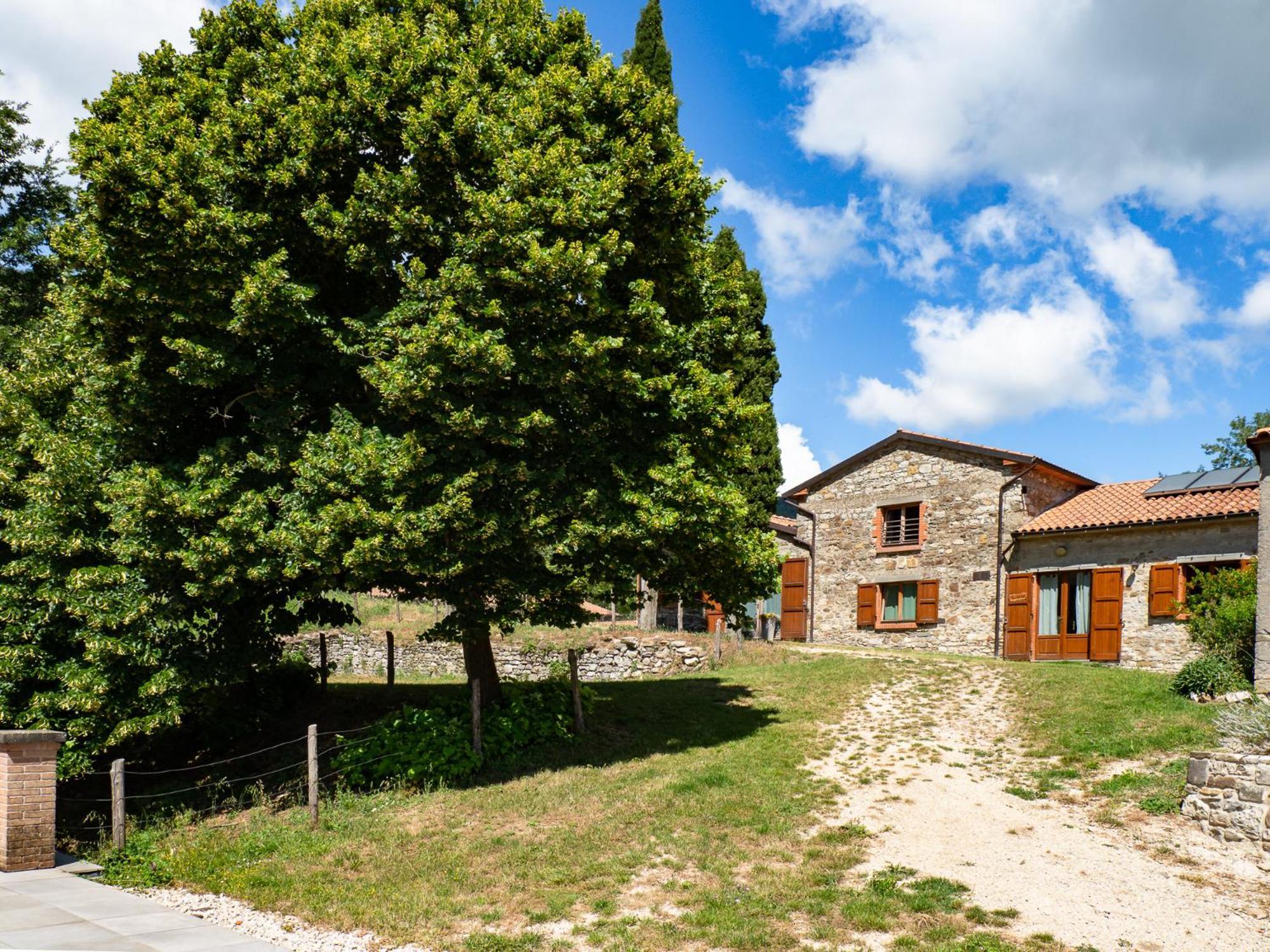Agriturismo Villaggio Eden Pieve Santo Stefano Bagian luar foto