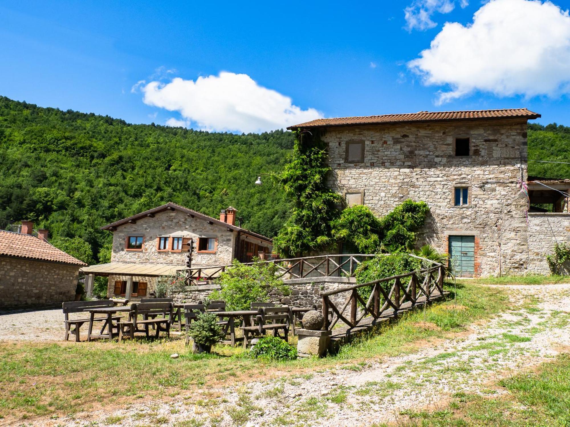Agriturismo Villaggio Eden Pieve Santo Stefano Bagian luar foto