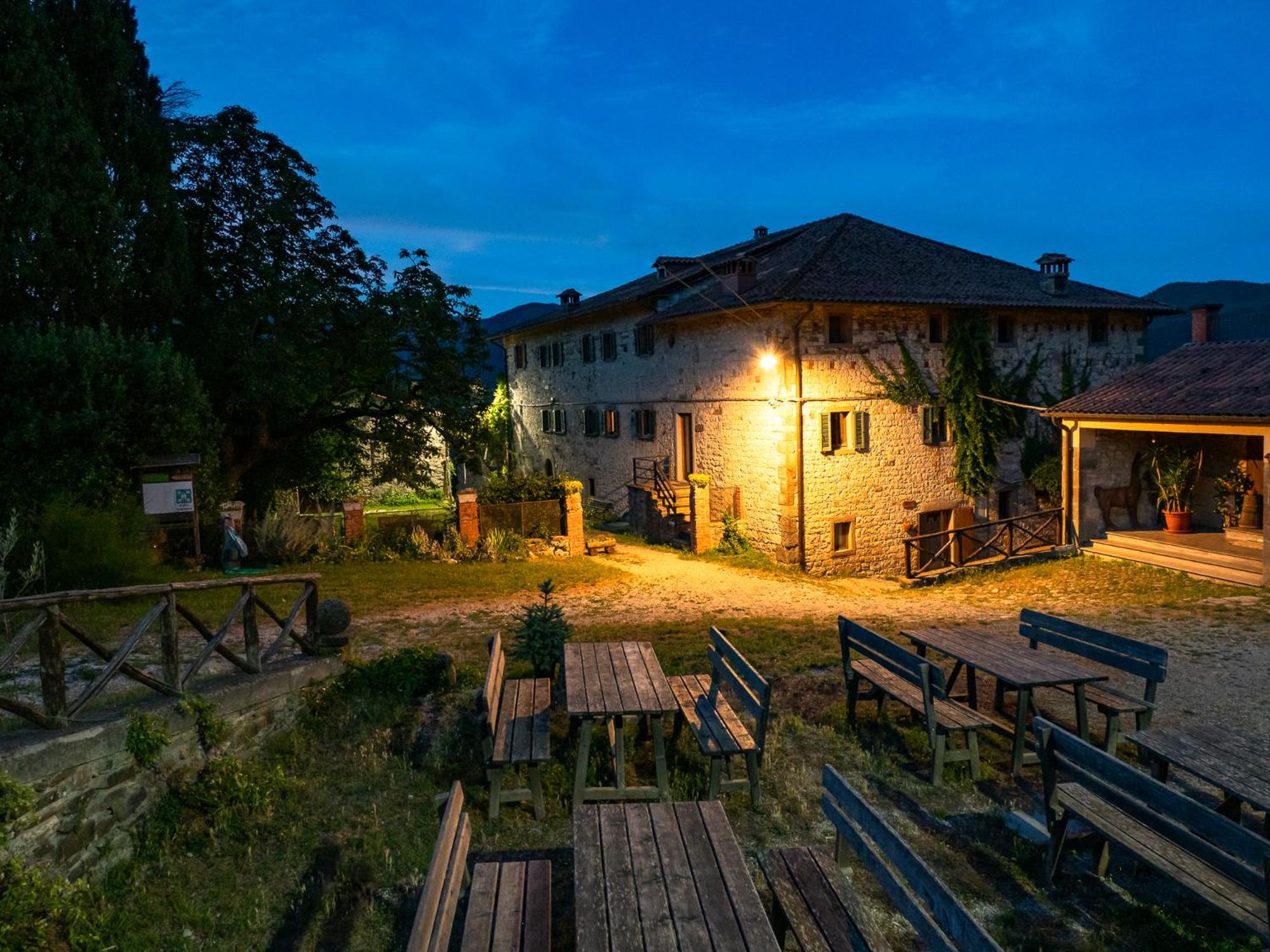 Agriturismo Villaggio Eden Pieve Santo Stefano Bagian luar foto