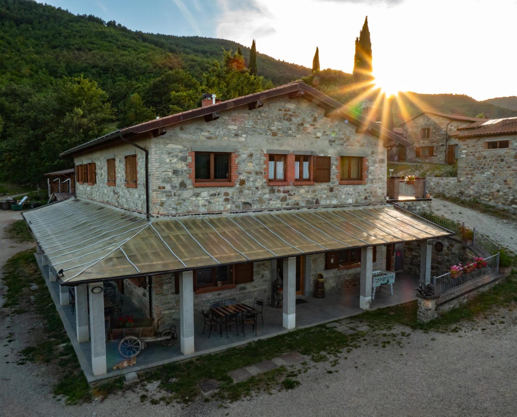 Agriturismo Villaggio Eden Pieve Santo Stefano Bagian luar foto