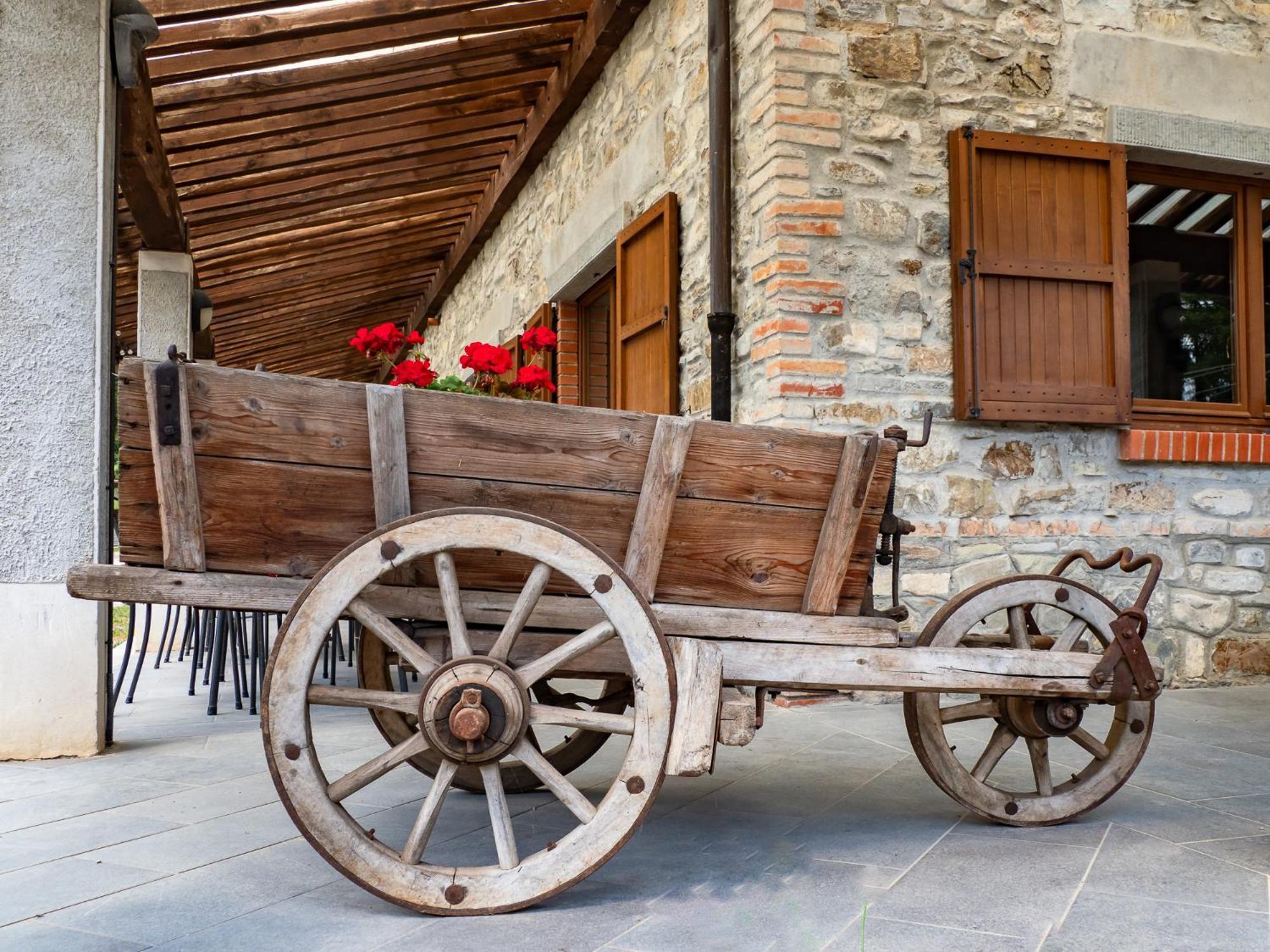 Agriturismo Villaggio Eden Pieve Santo Stefano Bagian luar foto