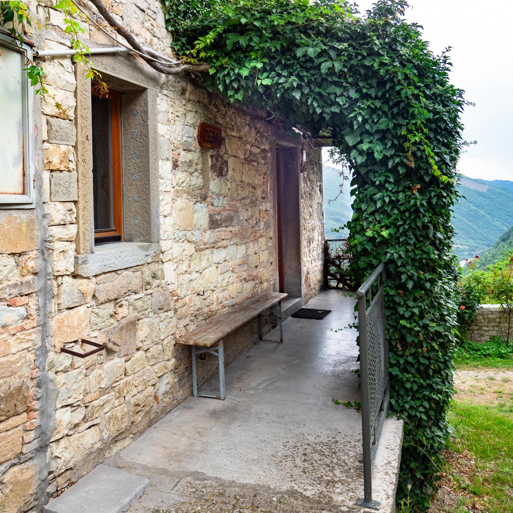 Agriturismo Villaggio Eden Pieve Santo Stefano Bagian luar foto